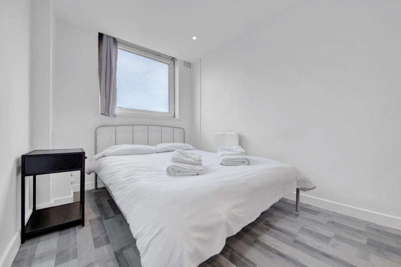 Suites By Rehoboth - Overcomers- Deptford لندن المظهر الخارجي الصورة